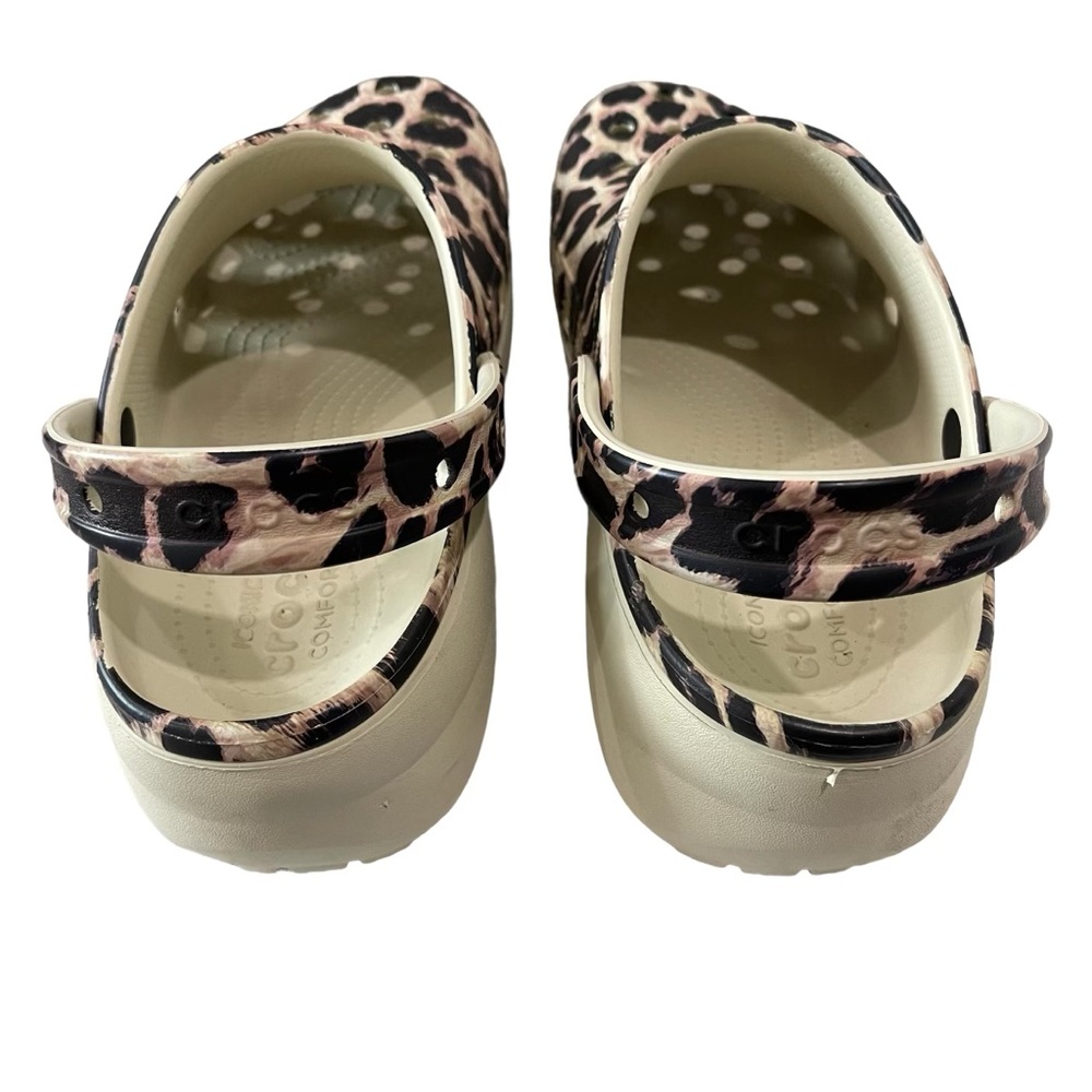 Crocs Leopard Print Platform 11 Euc - image 4